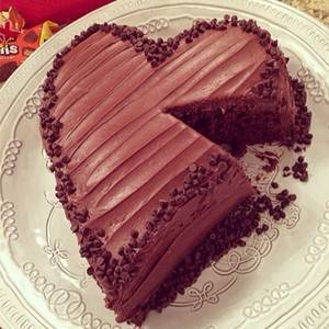 Шоколадный торт и помолвка