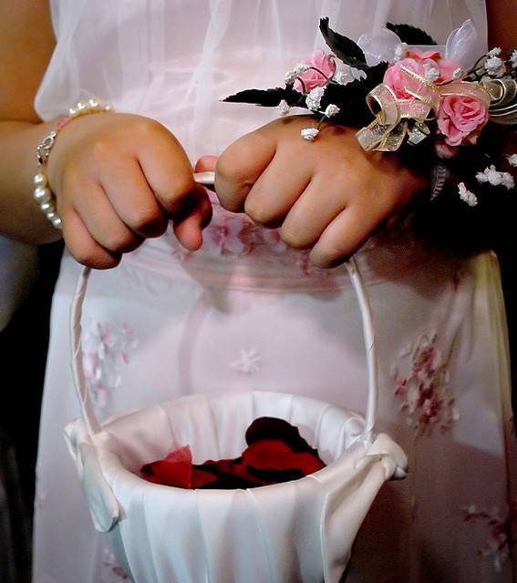 Как украсить корзину на свадьбу