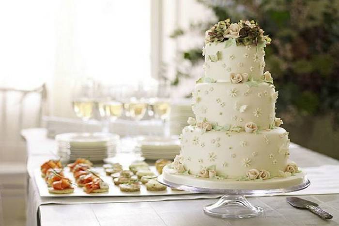 Свадебные торты с кремом - фото 3