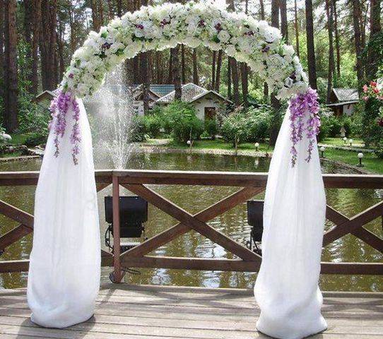 Оформление свадебной арки