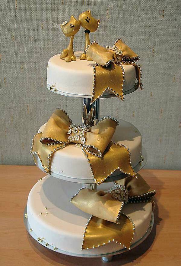 Торт на золотую свадьбу из мастики