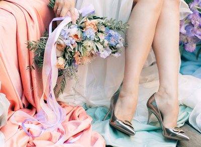 какого цвета свадебные туфли