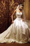 Свадебное платье "а ля королева" - увеличить фото