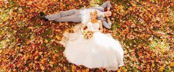 Интересные идеи для свадебной фотосессии осенью