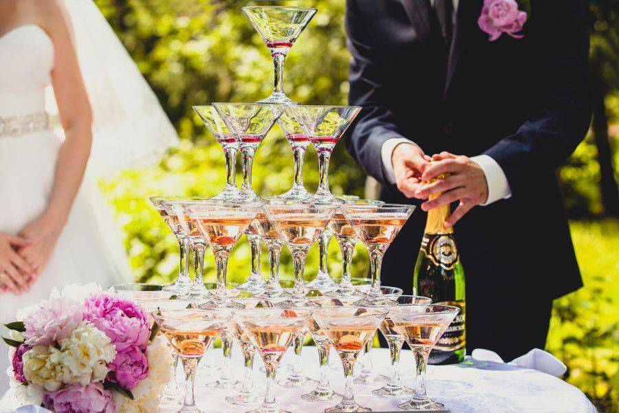 сколько алкоголя нужно на свадьбу